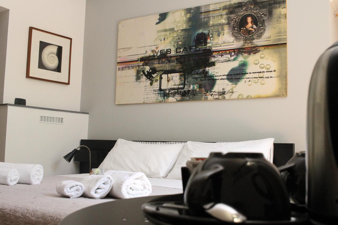 Casa Barbero Charme B&B คาตาเนีย ภายนอก รูปภาพ