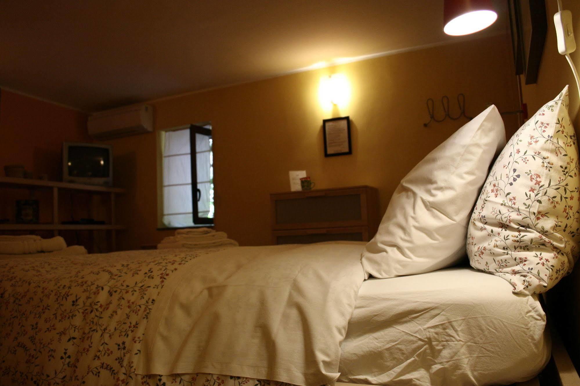 Casa Barbero Charme B&B คาตาเนีย ภายนอก รูปภาพ