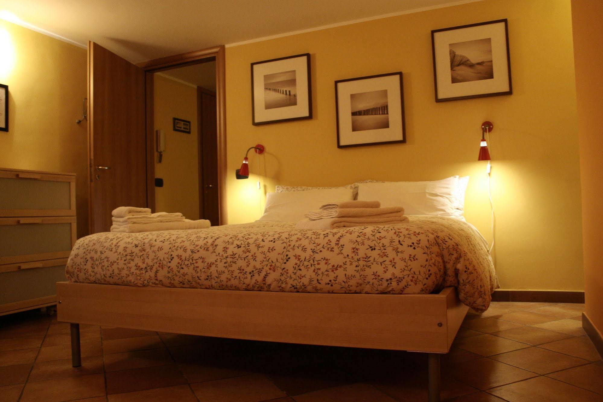 Casa Barbero Charme B&B คาตาเนีย ภายนอก รูปภาพ