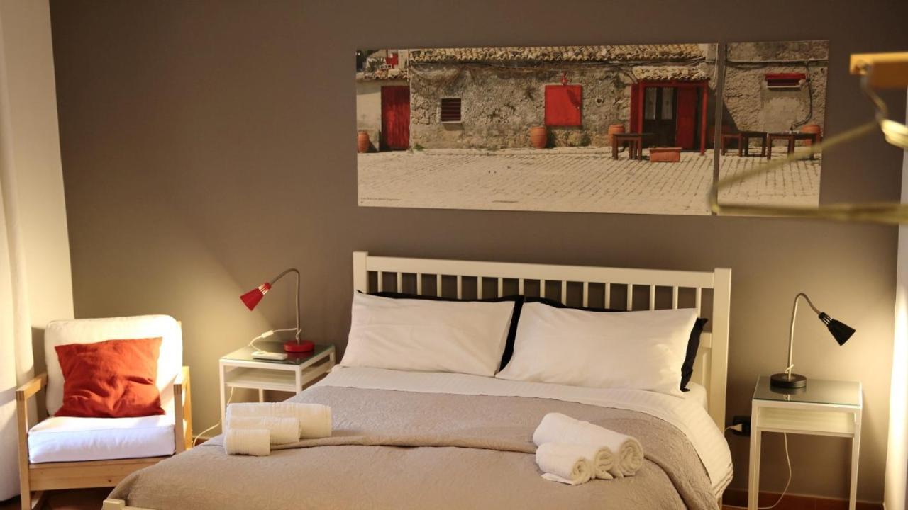 Casa Barbero Charme B&B คาตาเนีย ภายนอก รูปภาพ